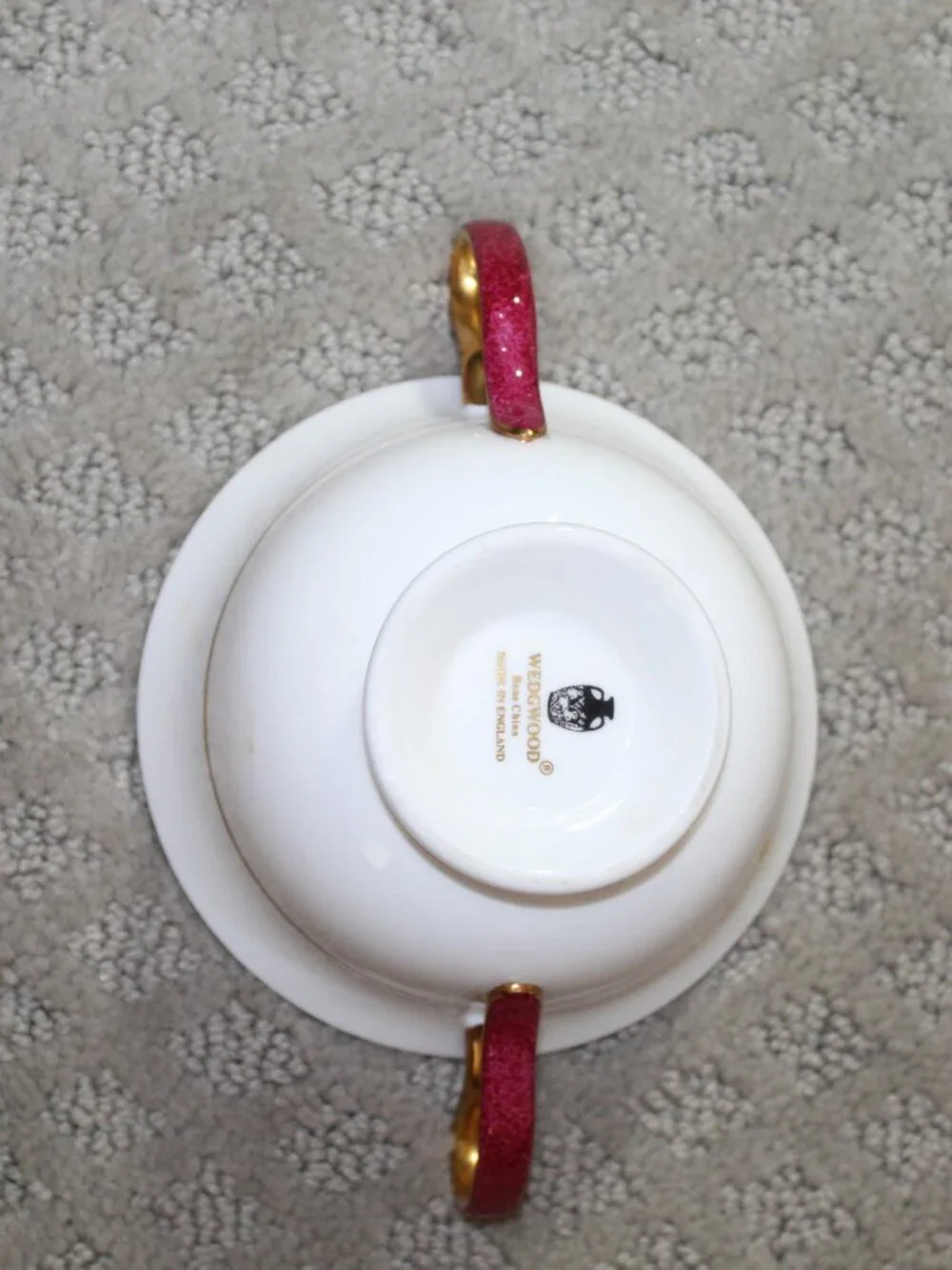 Set of 2 Soup Cups & Saucers Wedgwood Whitehall W3994 Powder Ruby Bone China